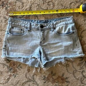 Hurley 28 Light Wash Cut Off Denim Shorts